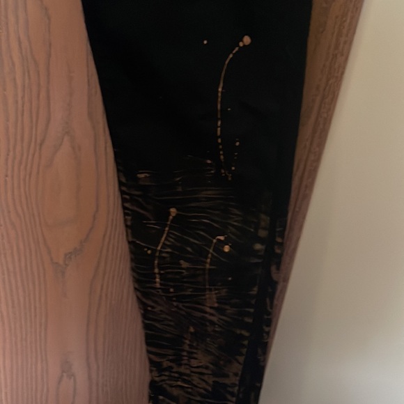 Stylish black jeans with copper color design paint pattern on legs - Picture 4 of 9